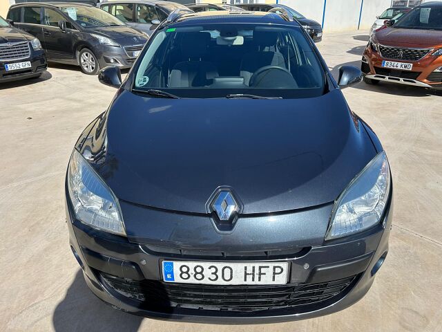 RENAULT MEGANE ESTATE LIMITED 1.5 DCI AUTO SPANISH LHD IN SPAIN 92K SUPERB 2011